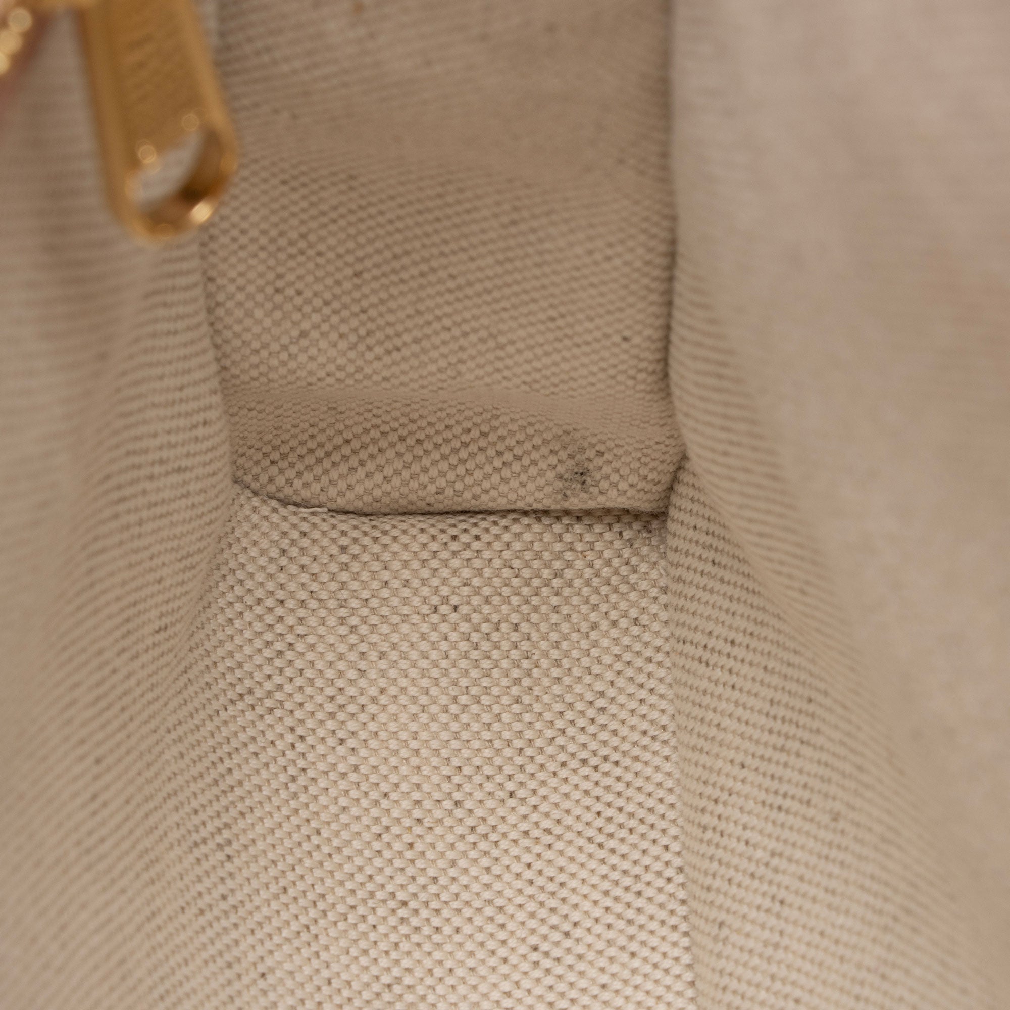 Gucci Jumbo GG Matelasse Mini Top Handle (SHF-TwA5tY)