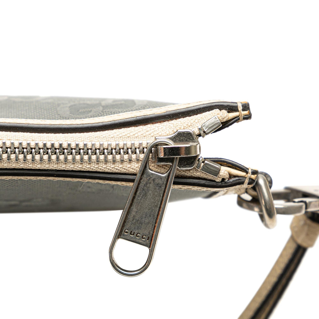 Gucci GG Nylon Off The Grid Clutch (SHG-1jr0vd)
