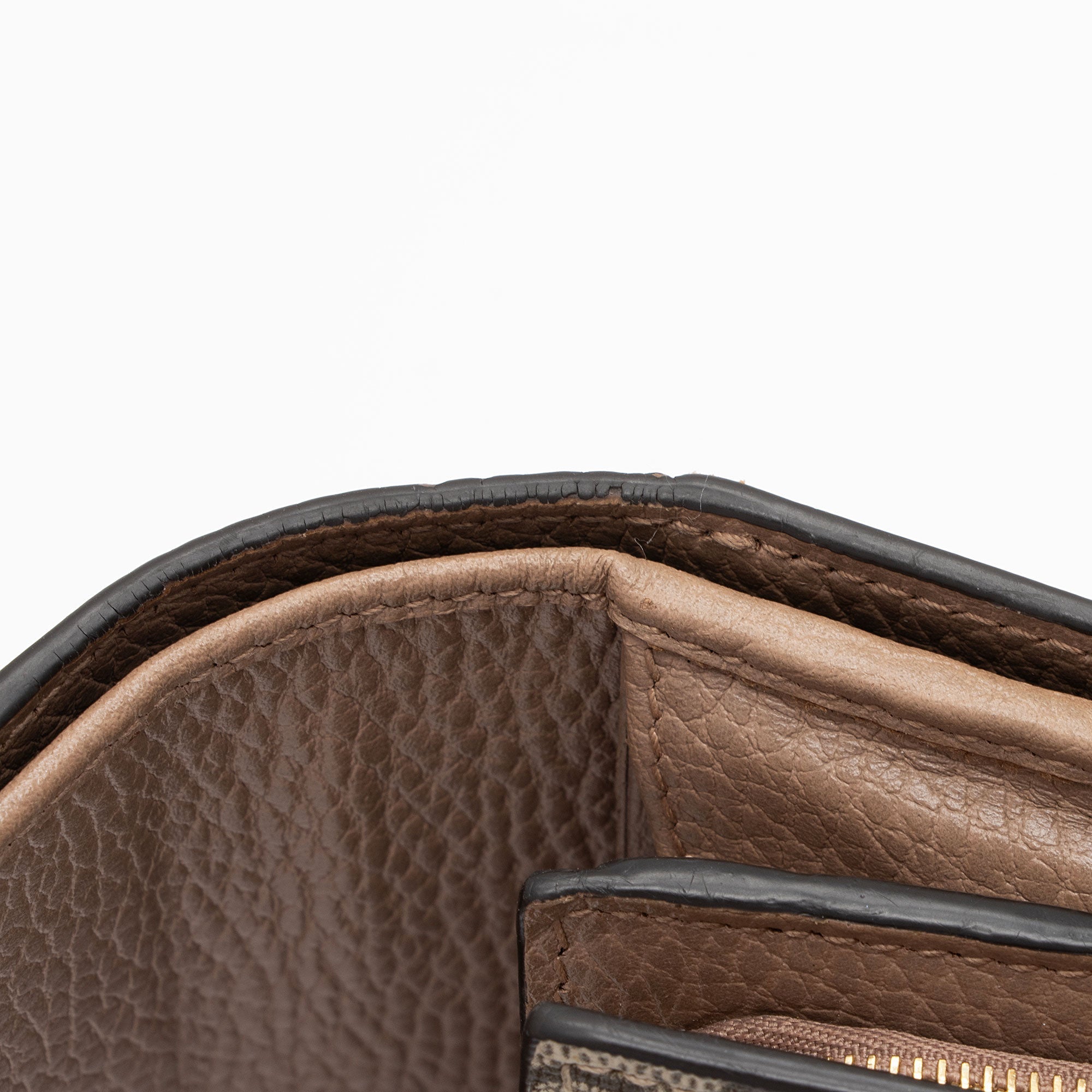 Gucci GG Supreme GG Marmont Compact Wallet (SHF-0GWgKX)