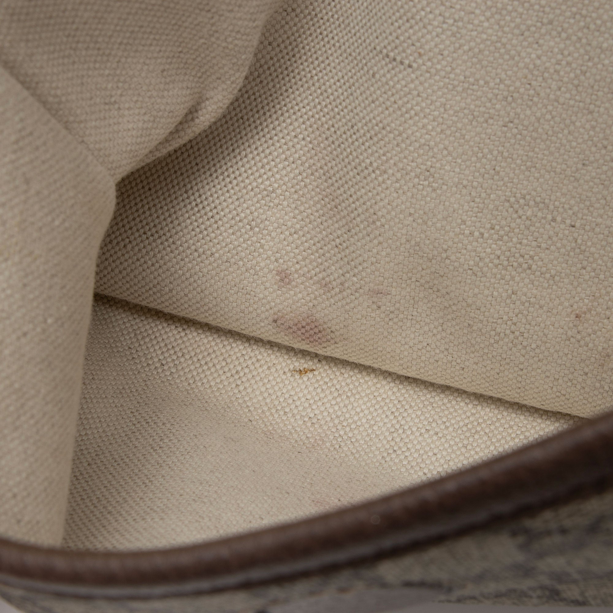 Gucci GG Supreme Neo Vintage Belt Bag (SHF-xtOHzL)