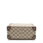 Gucci GG Supreme Square Shoulder Bag (SHF-FRVhxl)