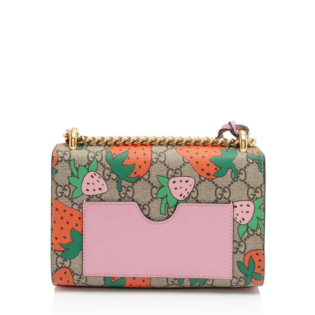 Gucci GG Supreme Strawberry Padlock Small Shoulder Bag (SHF-fvXtPX)