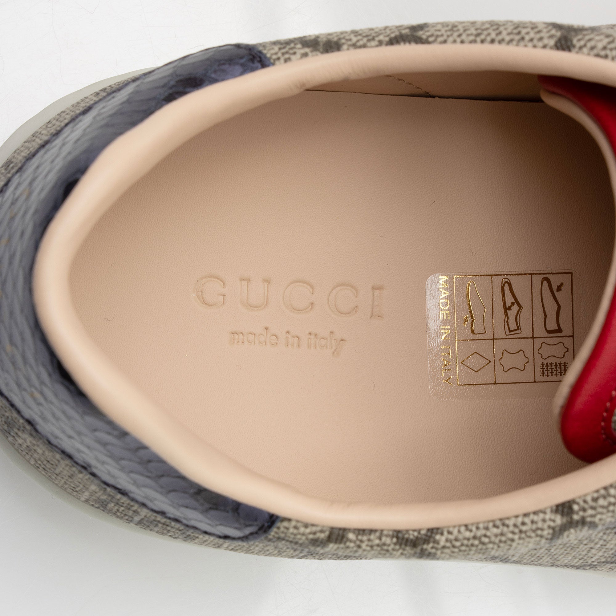 Gucci GG Supreme Web Ace Sneakers - Size 8 / 38 (SHF-XvU2I0)