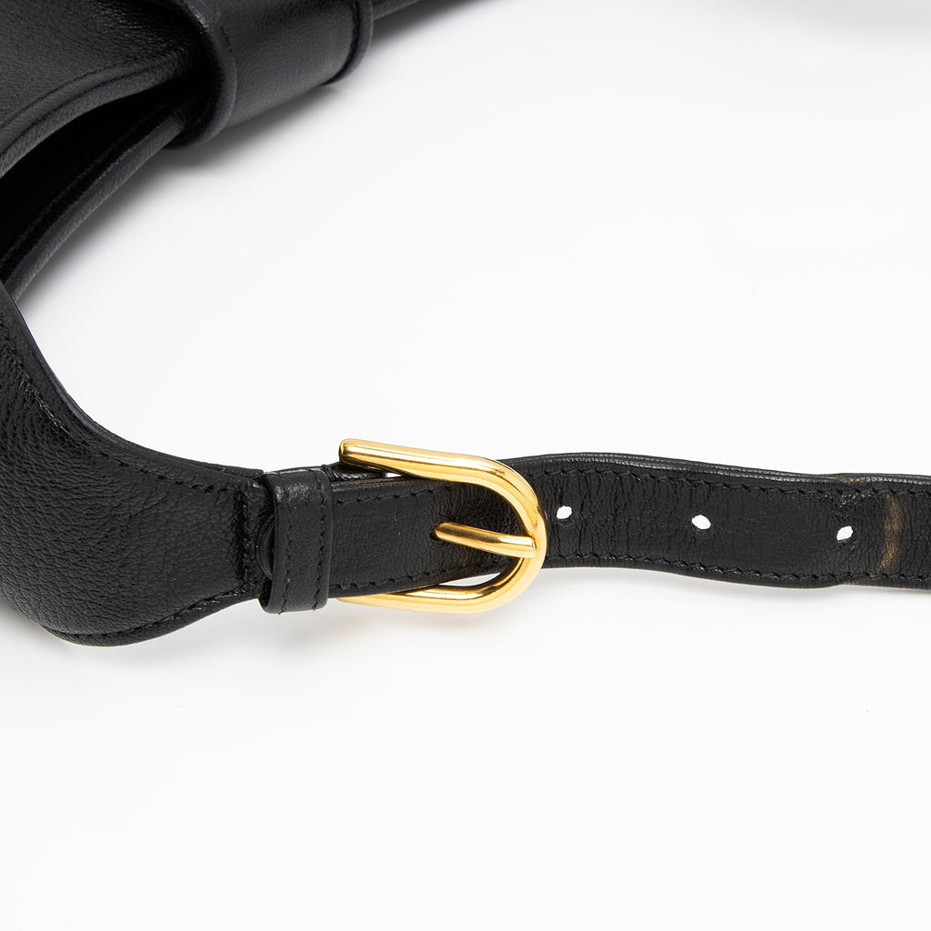 Gucci Leather Aphrodite Medium Shoulder Bag (SHF-YuLy0F)