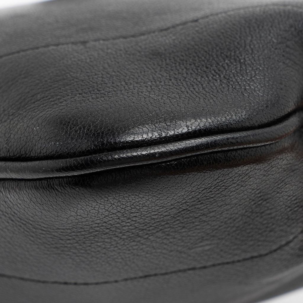 Gucci Leather Aphrodite Medium Shoulder Bag (SHF-YuLy0F)