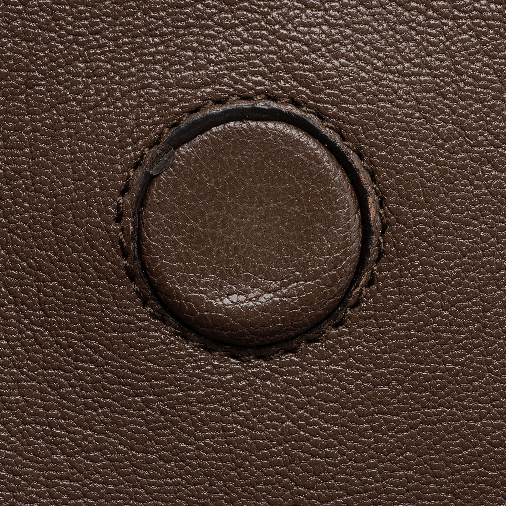 Gucci Leather Aphrodite Medium Shoulder Bag (SHF-YCLnFI)