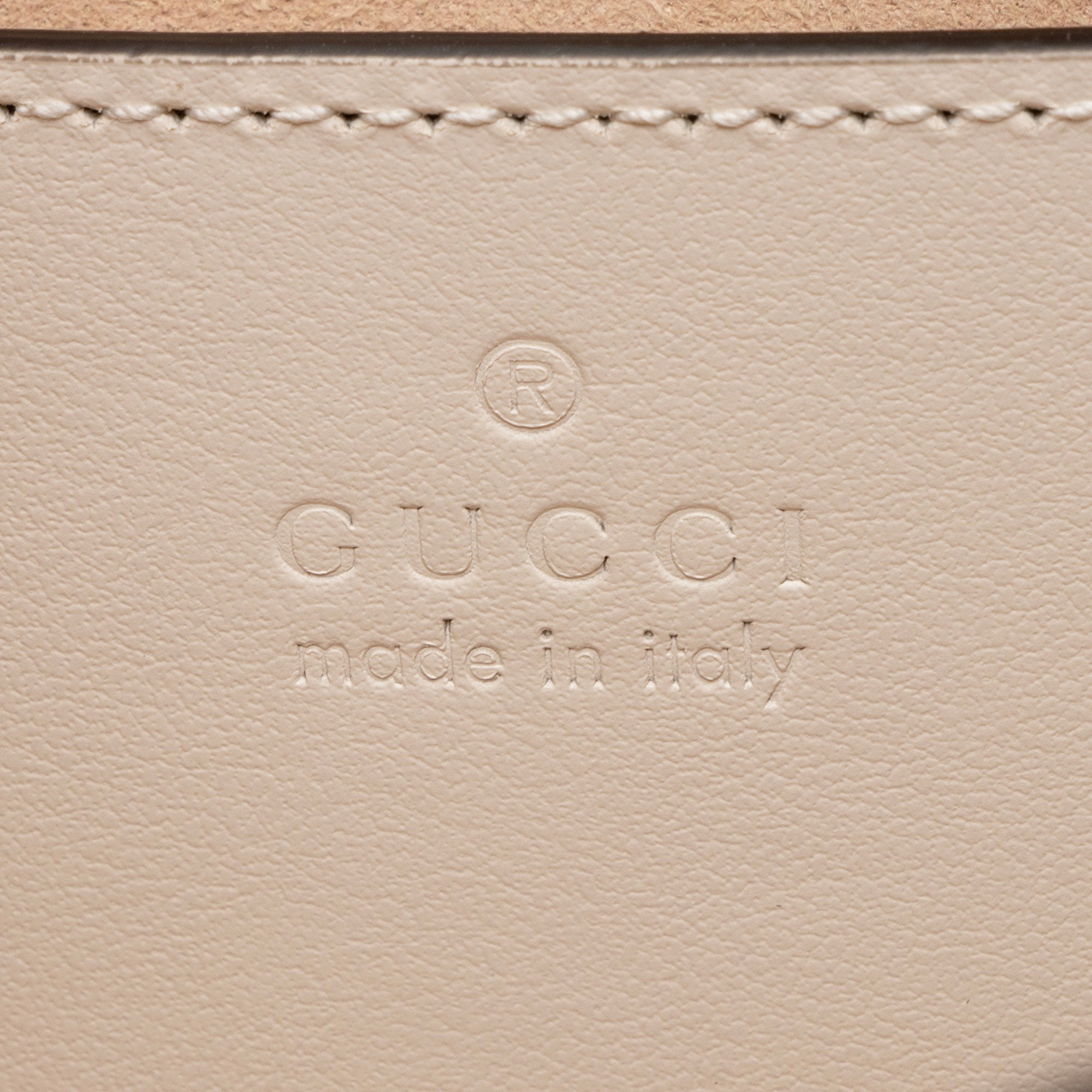 Gucci Matelasse Leather GG Marmont Sling Shoulder Bag (SHF-9zKBOp)