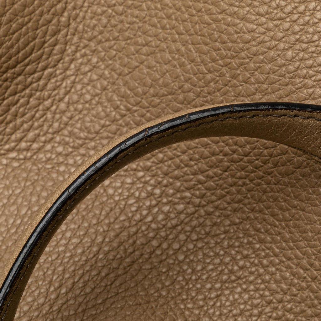 Gucci Medium Soho Cellarius Tote (SHG-WKRqB5)