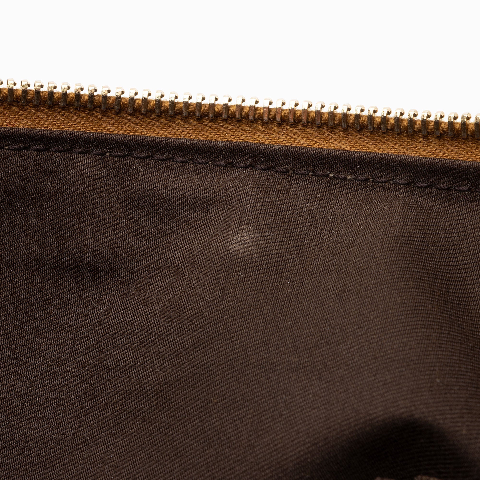 Gucci Metallic GG Canvas Abbey Medium Tote (SHF-fEFerC)