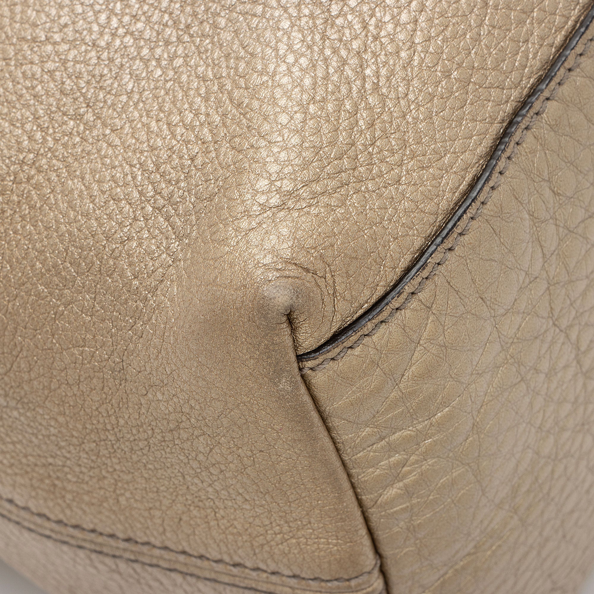 Gucci Metallic Leather Soho Medium Shoulder Bag (SHF-50oytz)