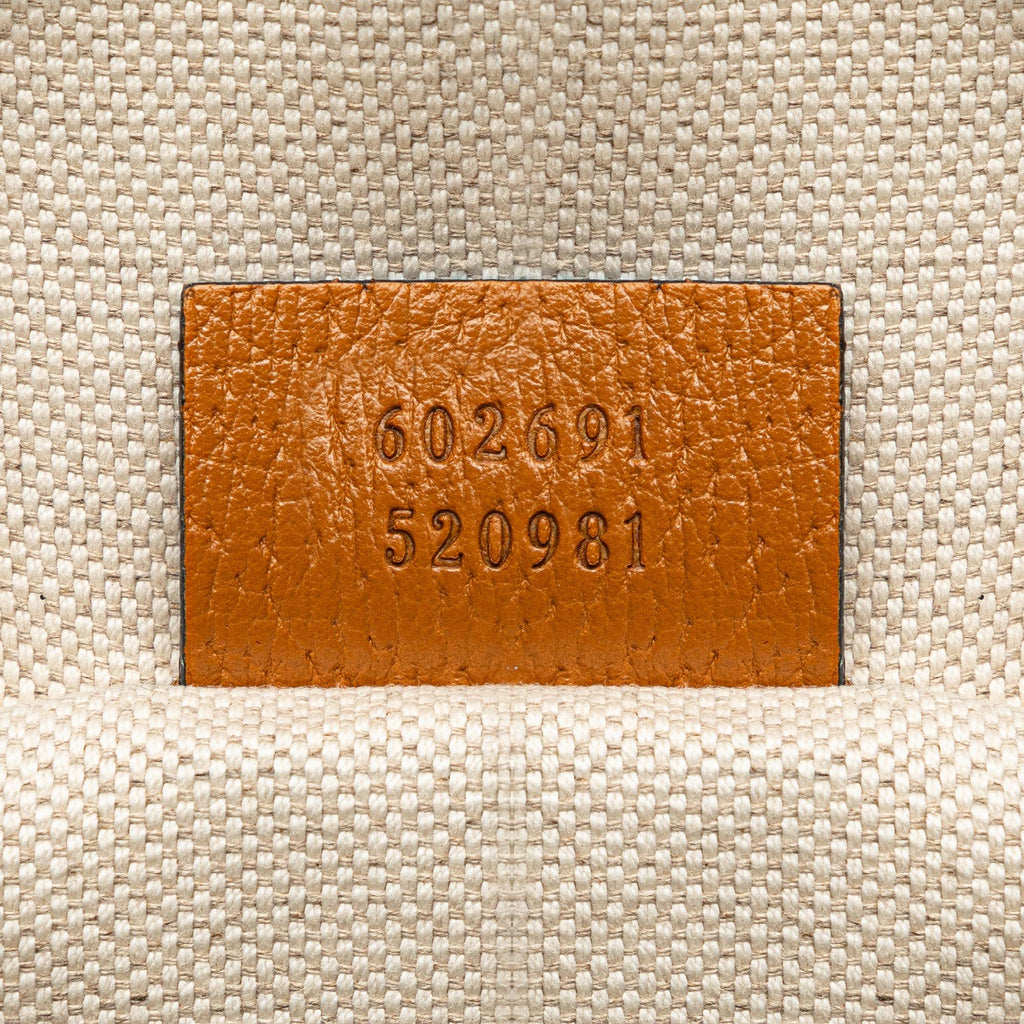 Gucci Micro GG Supreme Mickey Mouse Bucket Bag (SHG-YwzTHp)