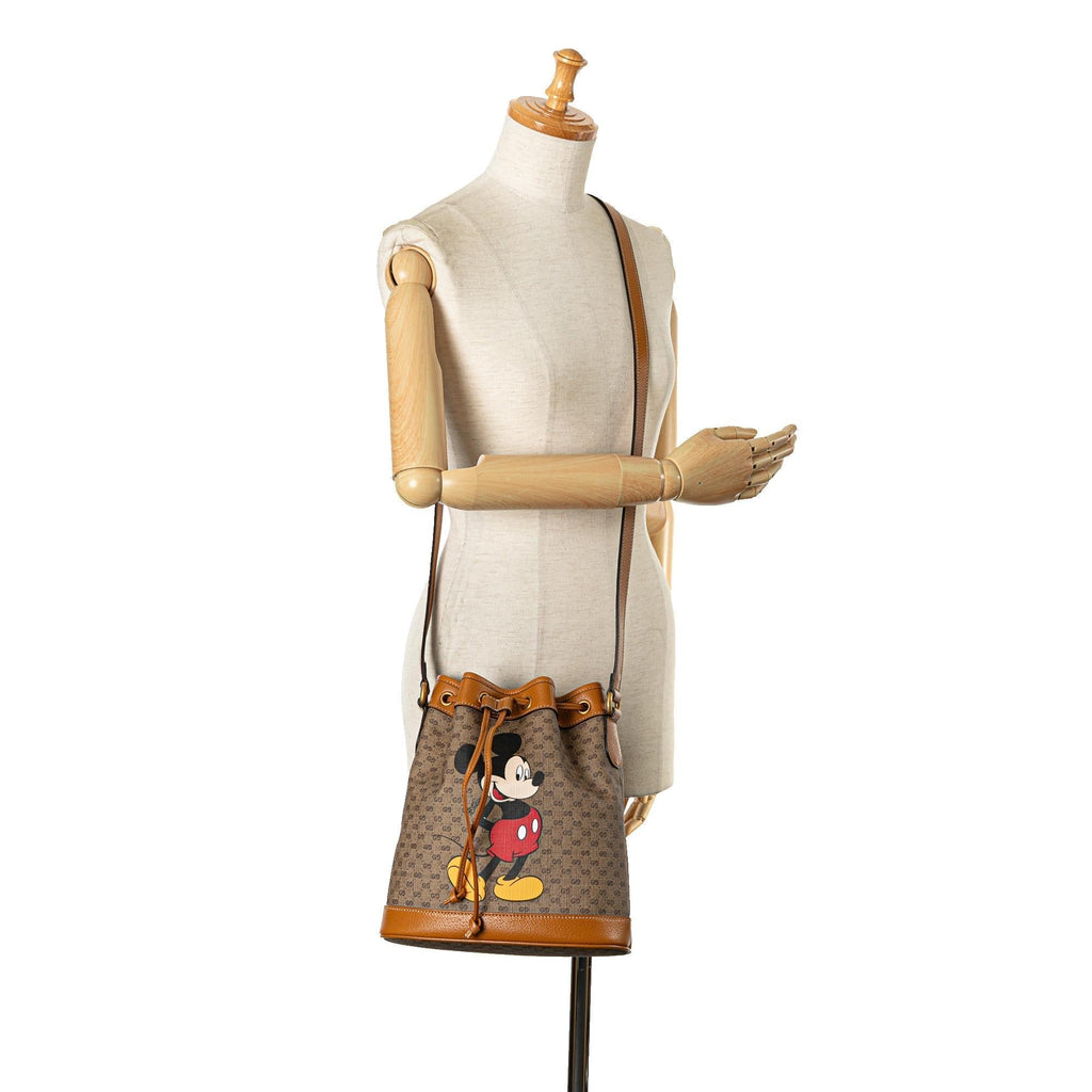 Gucci Micro GG Supreme Mickey Mouse Bucket Bag (SHG-YwzTHp)
