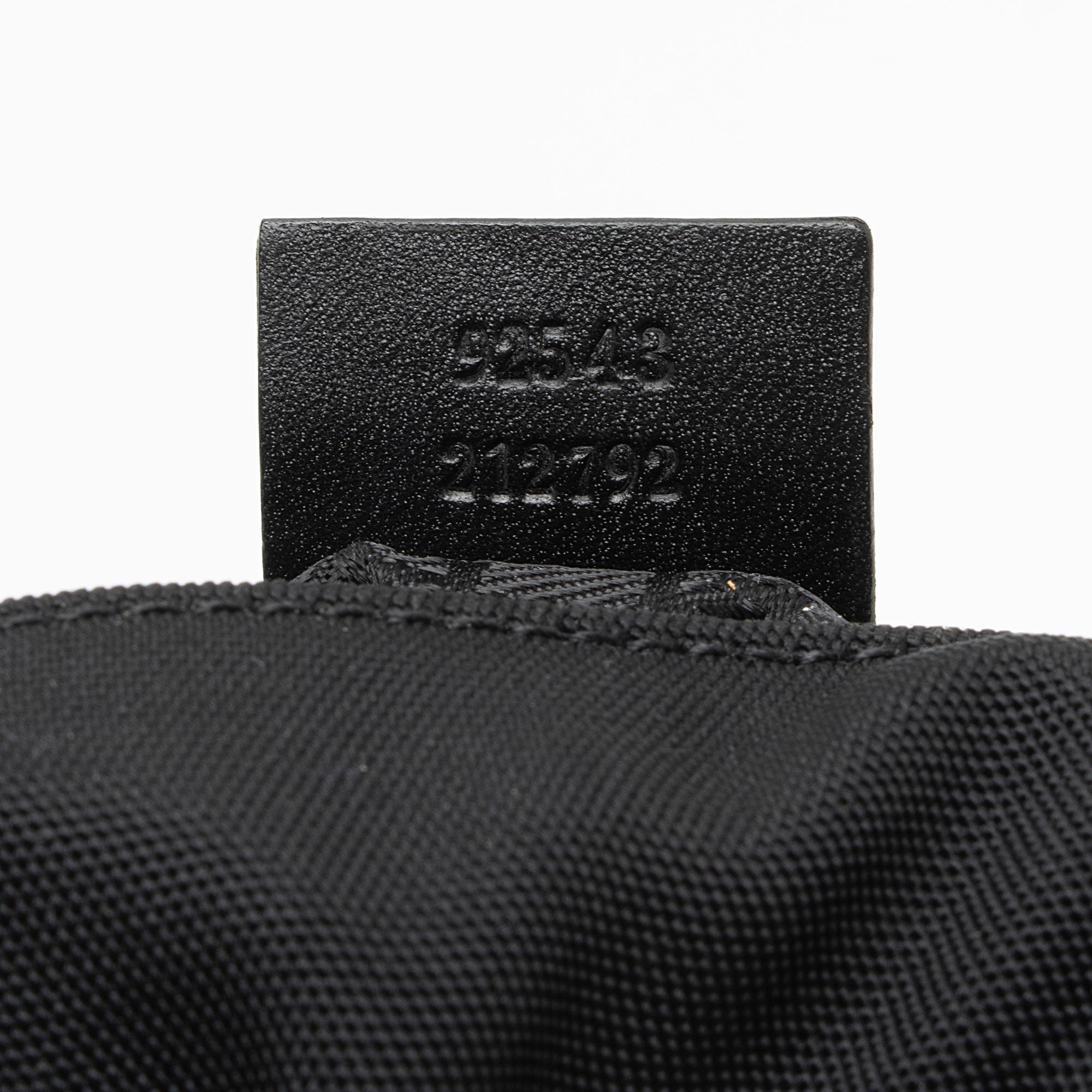 Gucci Nylon Small Belt Bag (SHF-fYZ3BE)