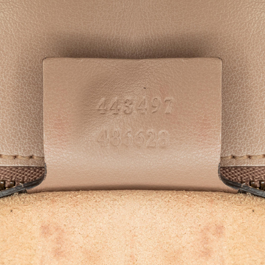 Gucci Small GG Marmont Matelasse Crossbody Bag (SHG-WEebbv)
