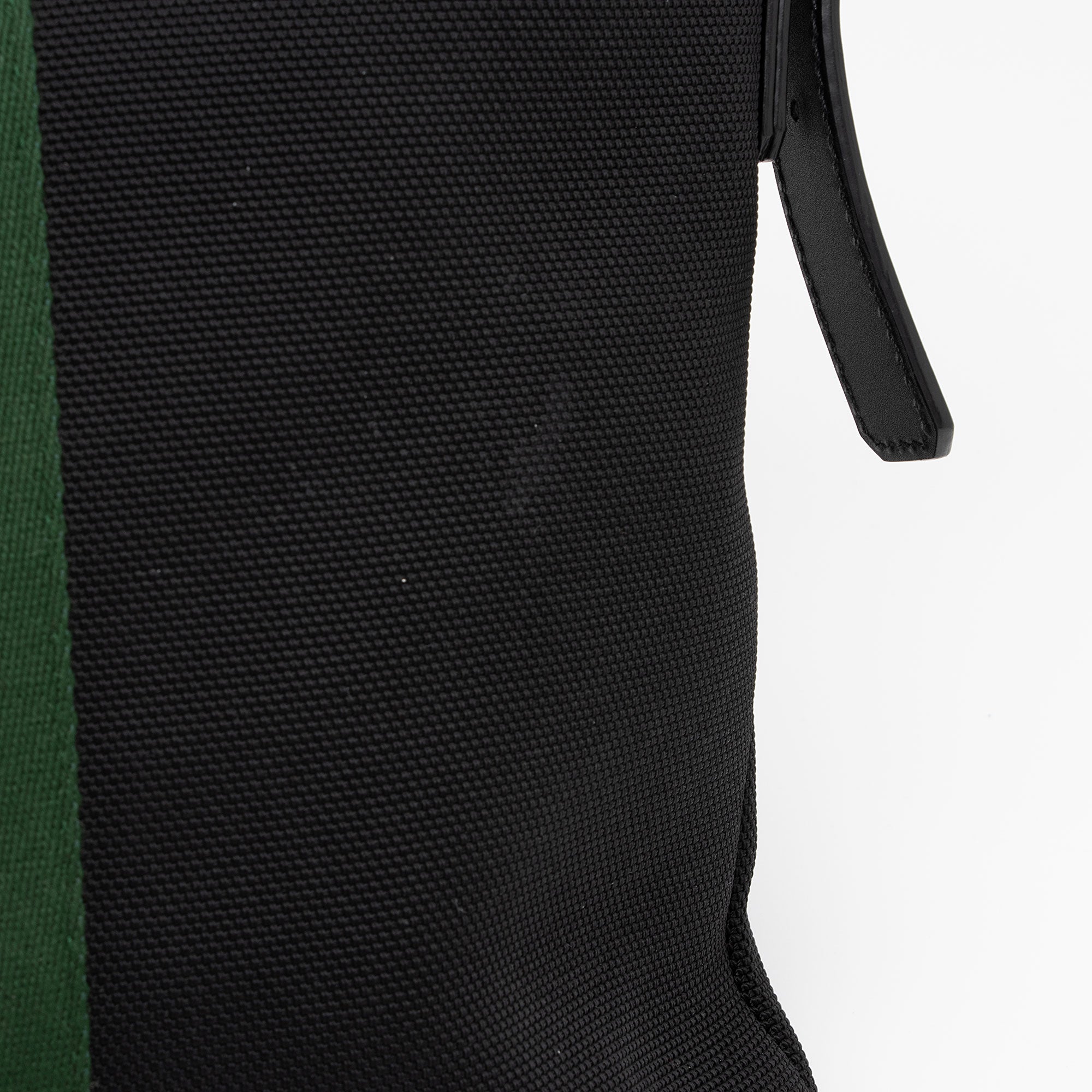 Gucci Techno Canvas Web Messenger (SHF-TvzLG9)