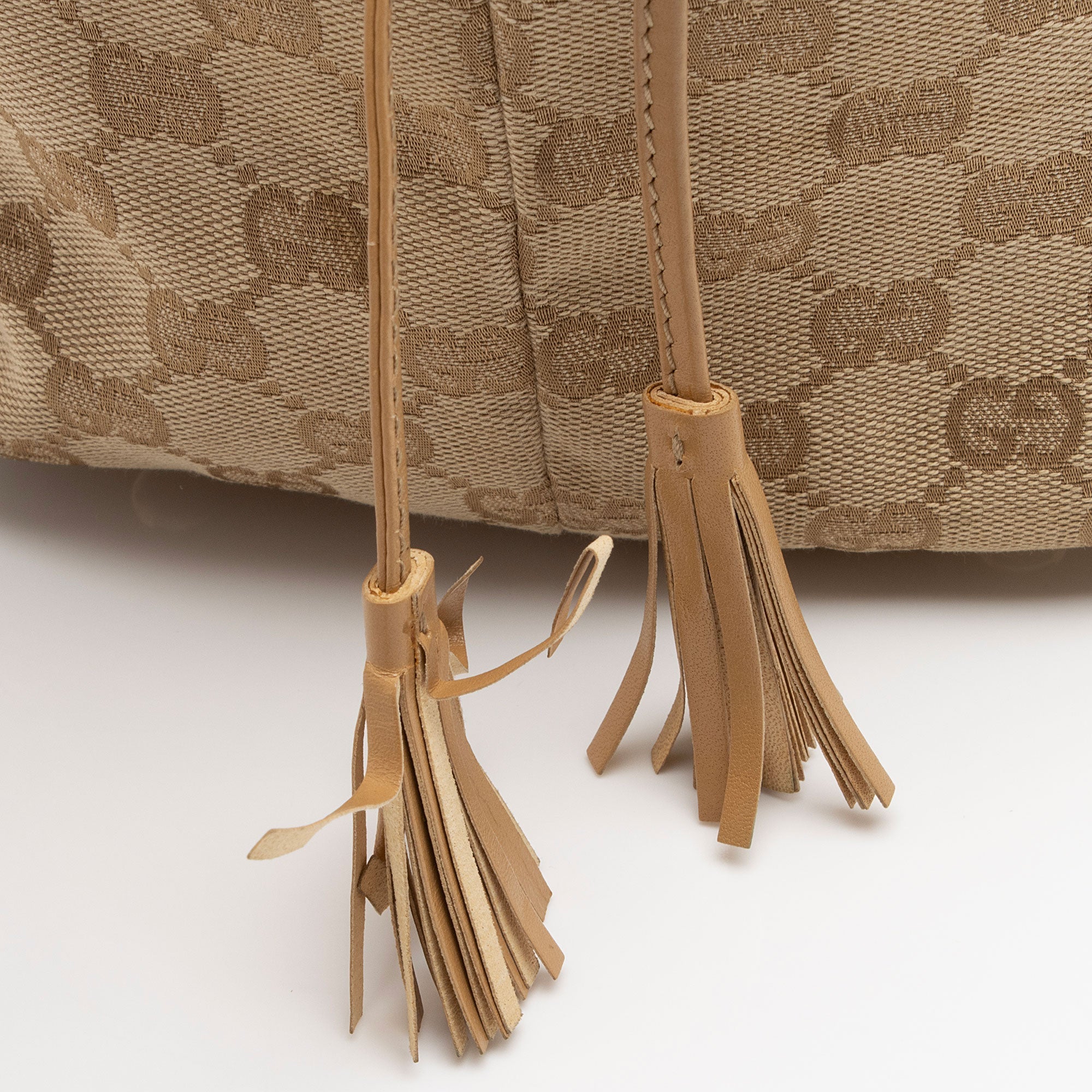 Gucci Vintage GG Canvas Web Tassel Tote (SHF-S7CL5b)