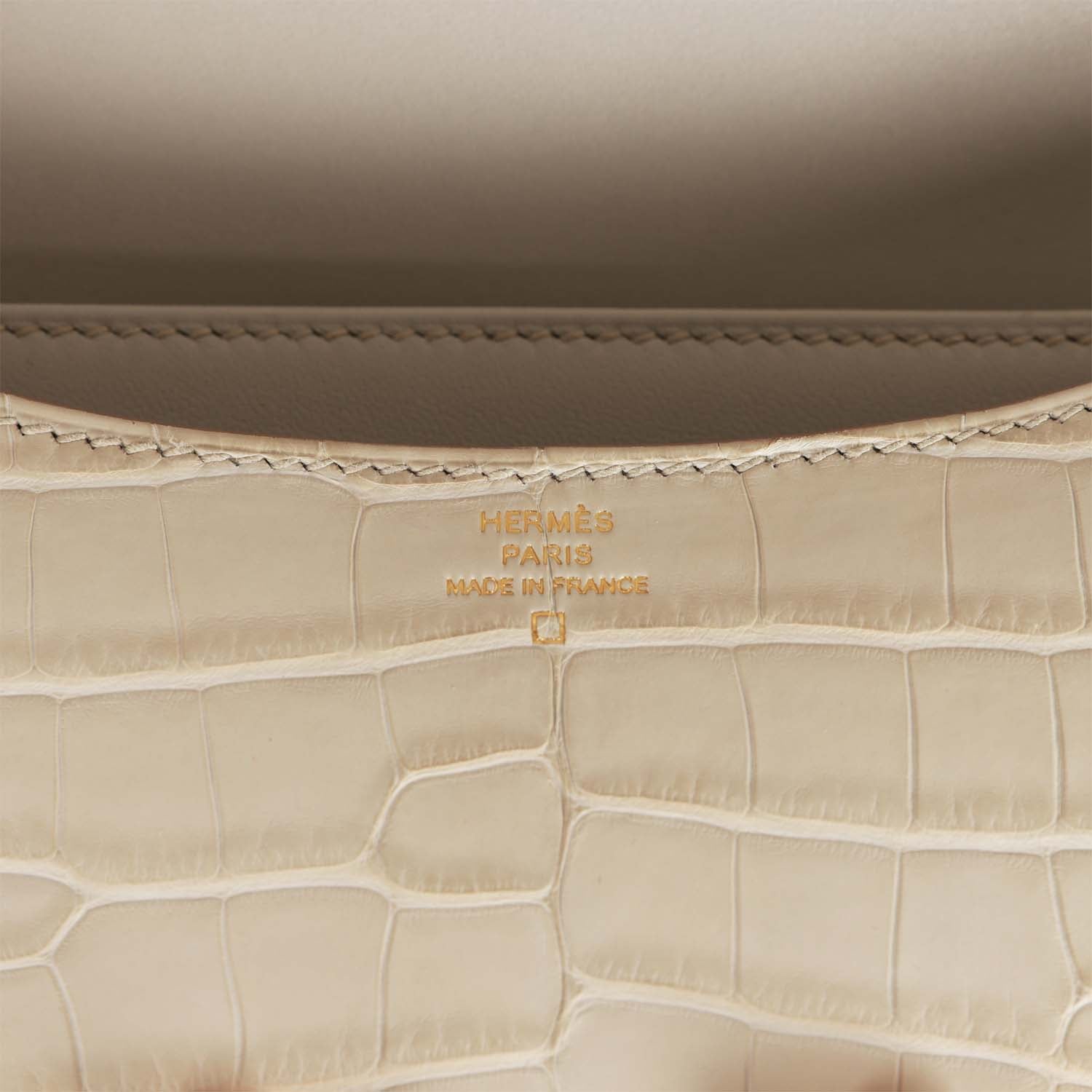 Hermes Constance 18 Beton Matte Alligator Mississippiensis Gold Hardware