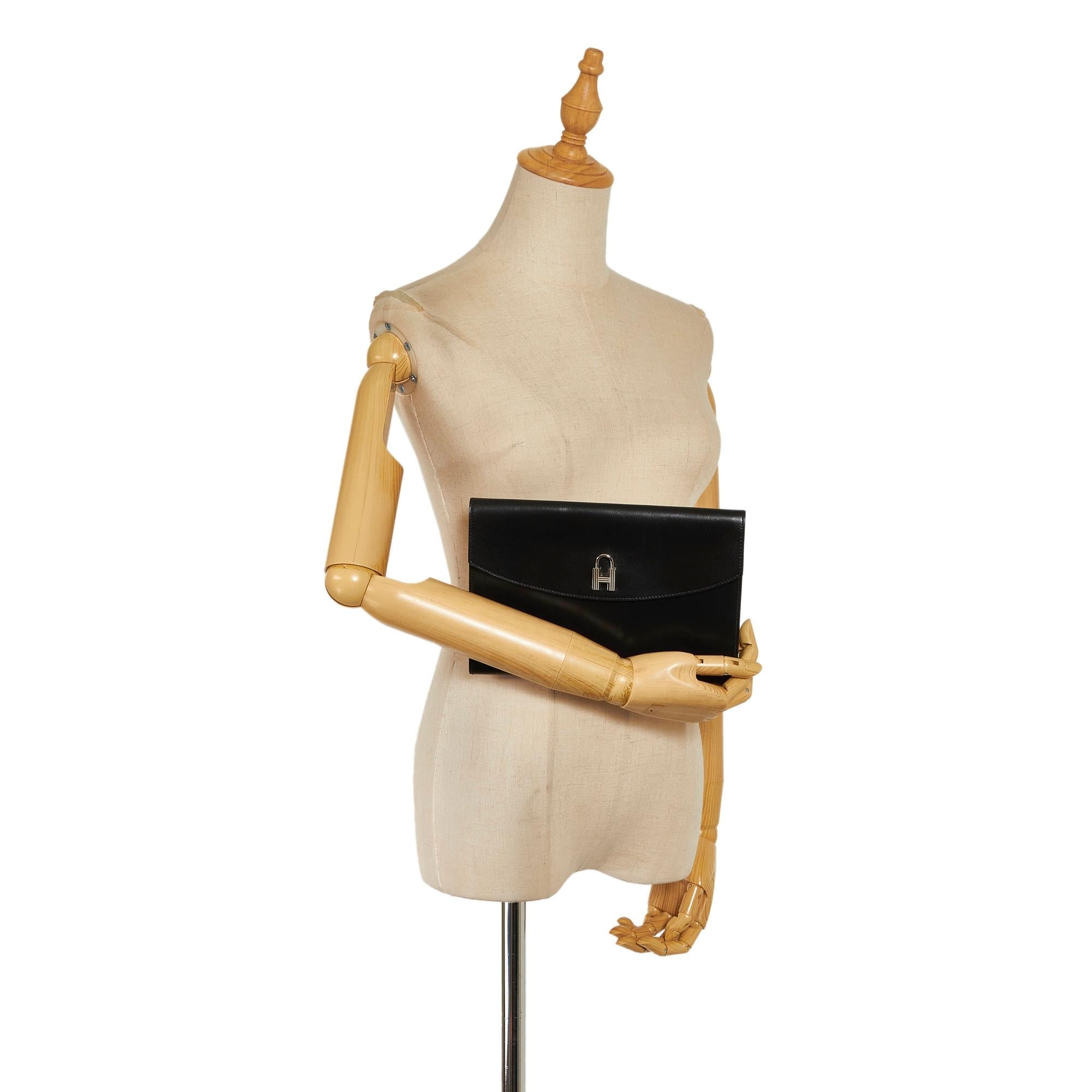 Hermes Box Pochette Cadena Clutch Bag (SHG-36223)