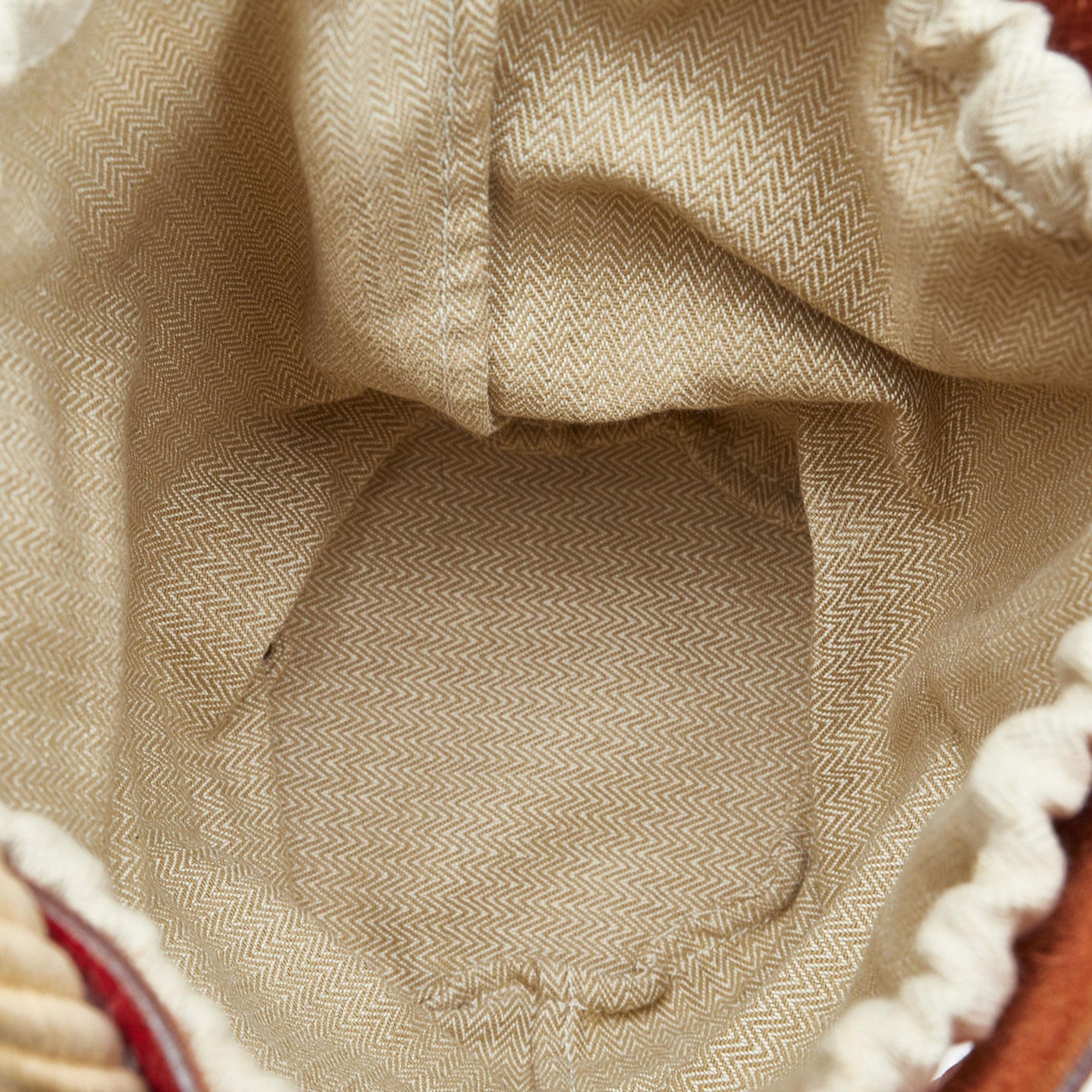 Hermes Clemence Mangeoire Bucket PM (SHG-whCmlQ)