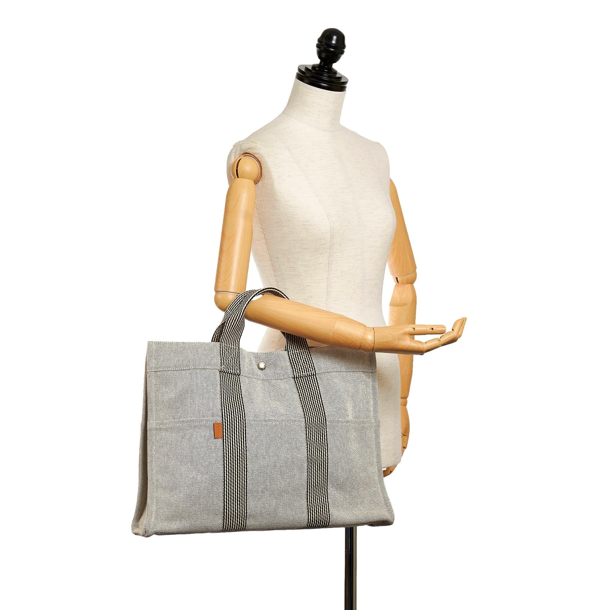 Hermes Fourre Tout MM (SHG-29442)