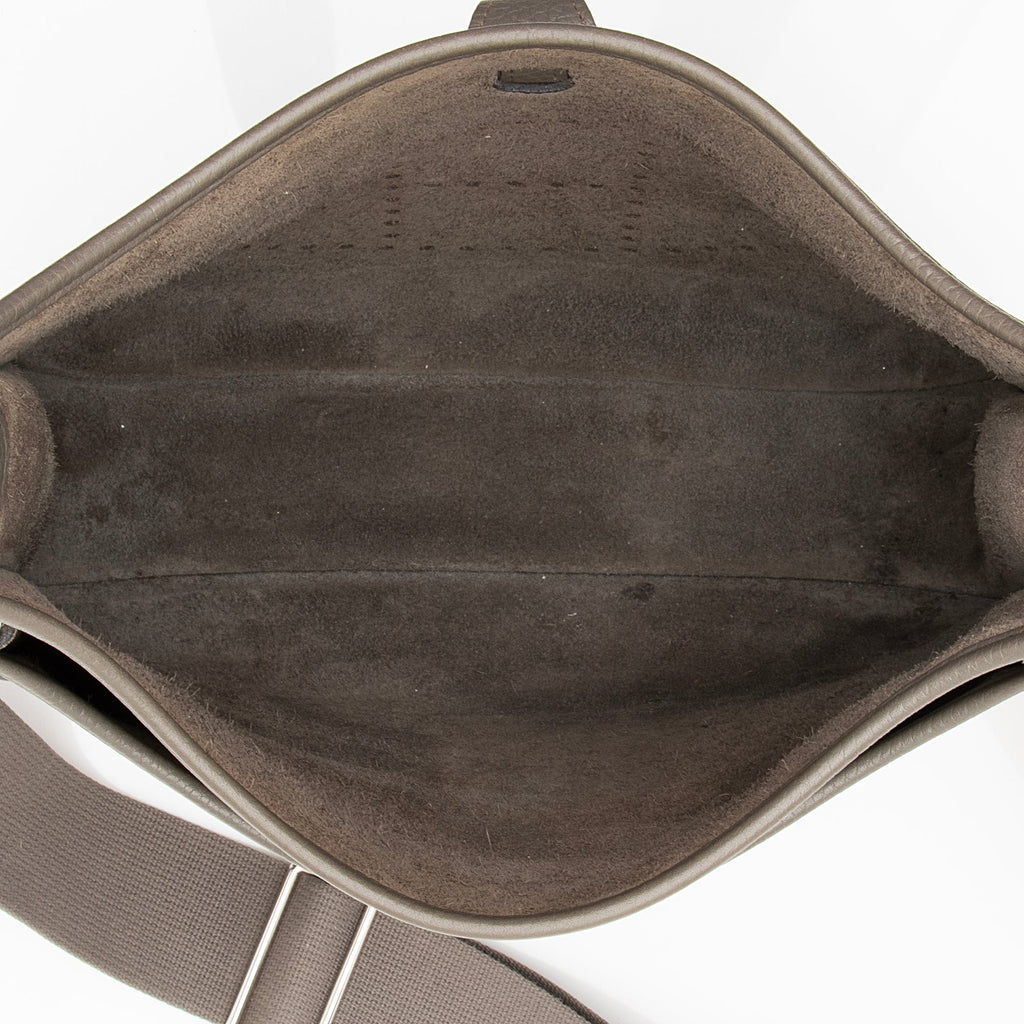 Hermes Taurillon Clemence Evelyne III PM Shoulder Bag (SHF-22515)