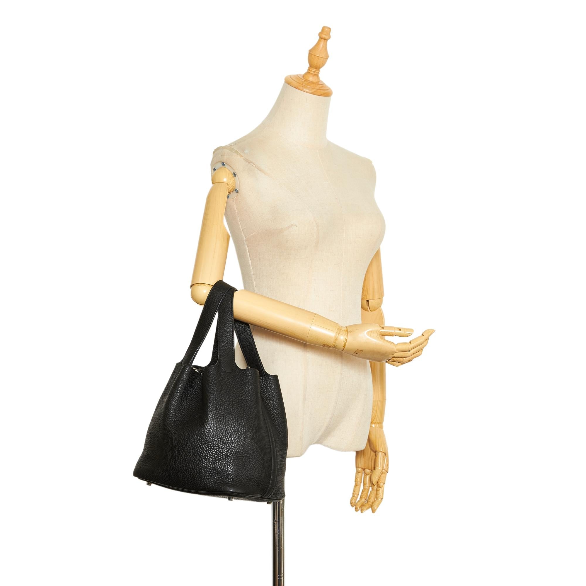 Hermes Taurillon Clemence Picotin Lock 22 (SHG-ma67U7)