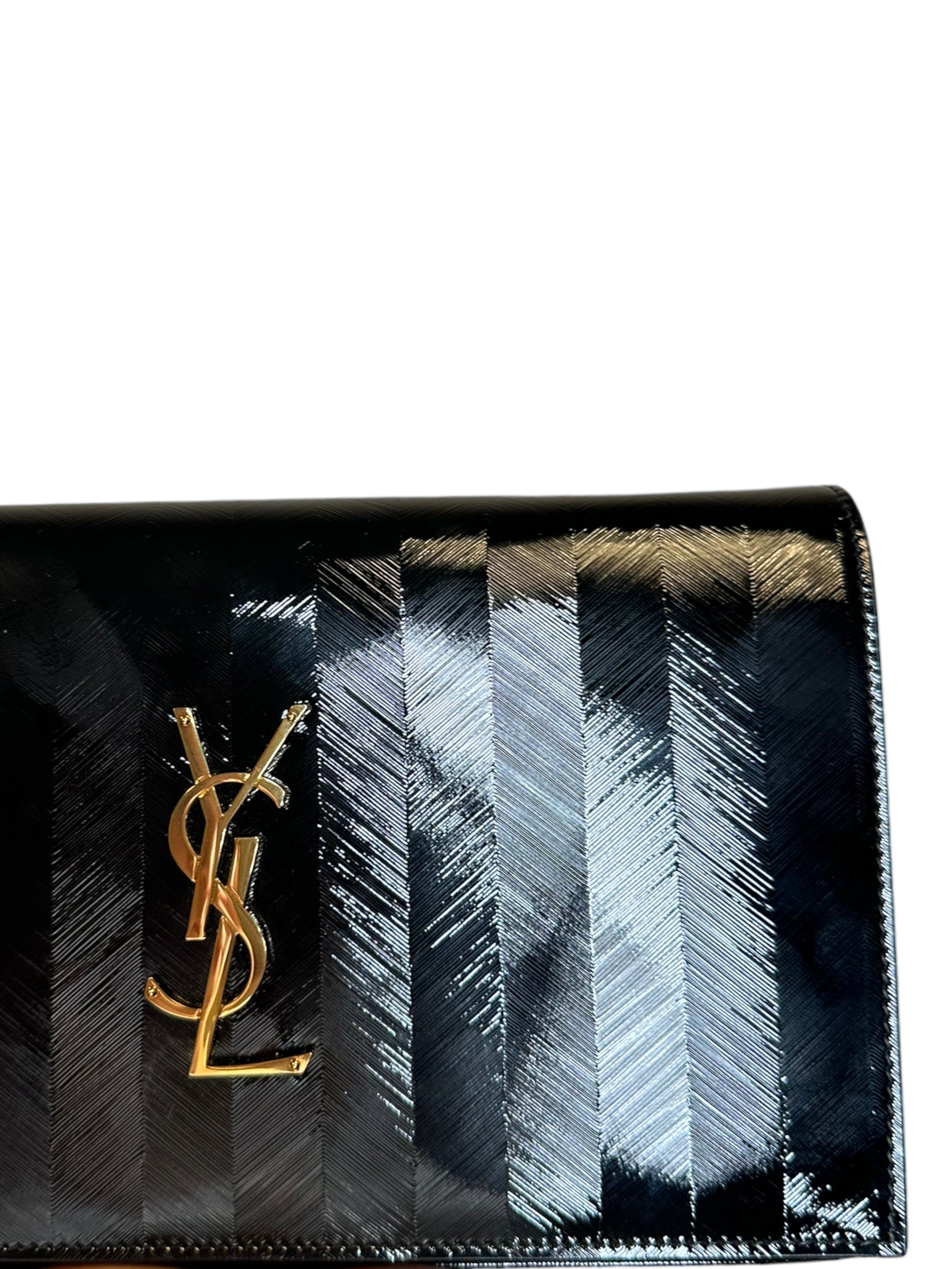 SAINT LAURENT - Monogram Patent Chain Wallet Bag