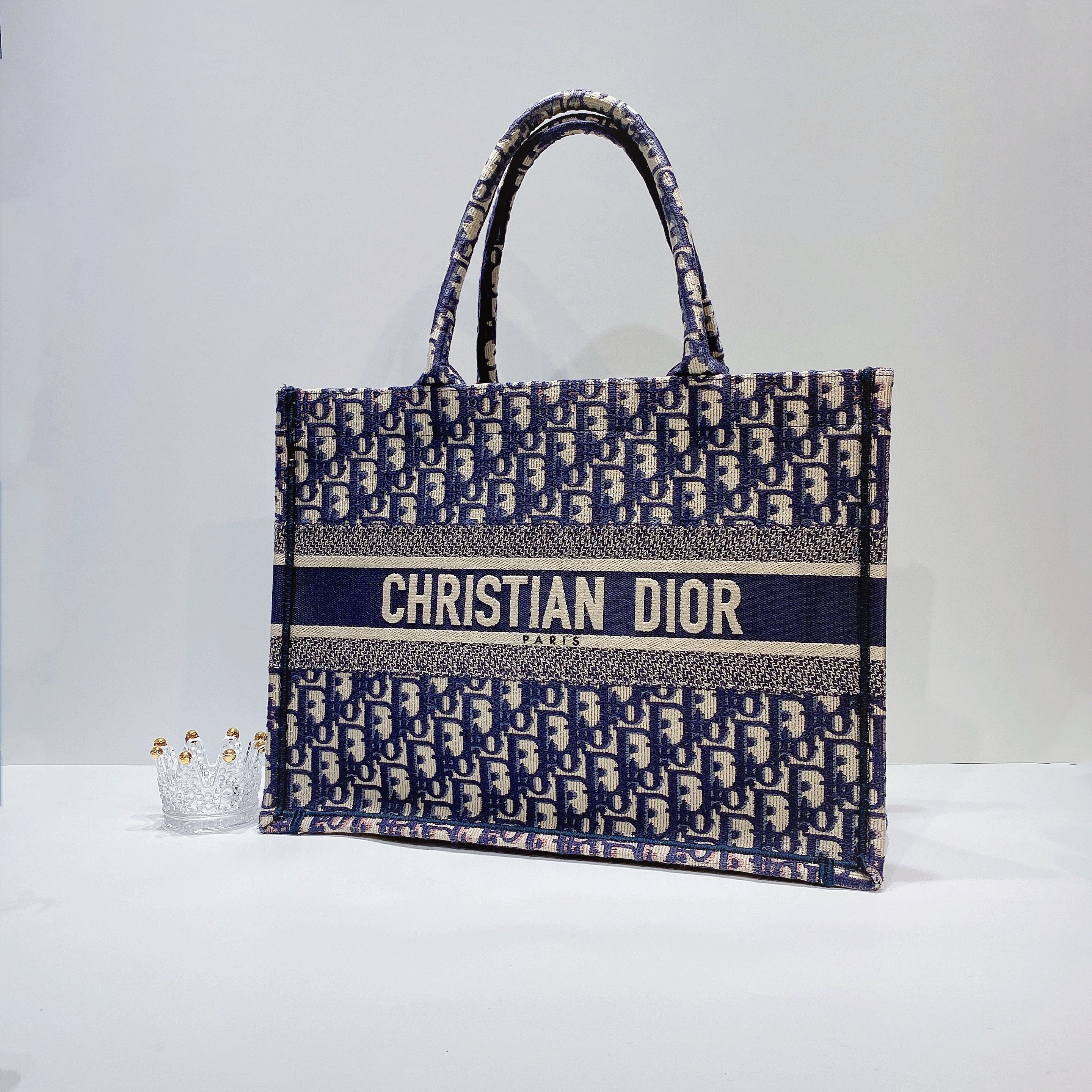 No.3643-Christian Dior Medium Oblique Embroidery Book Tote