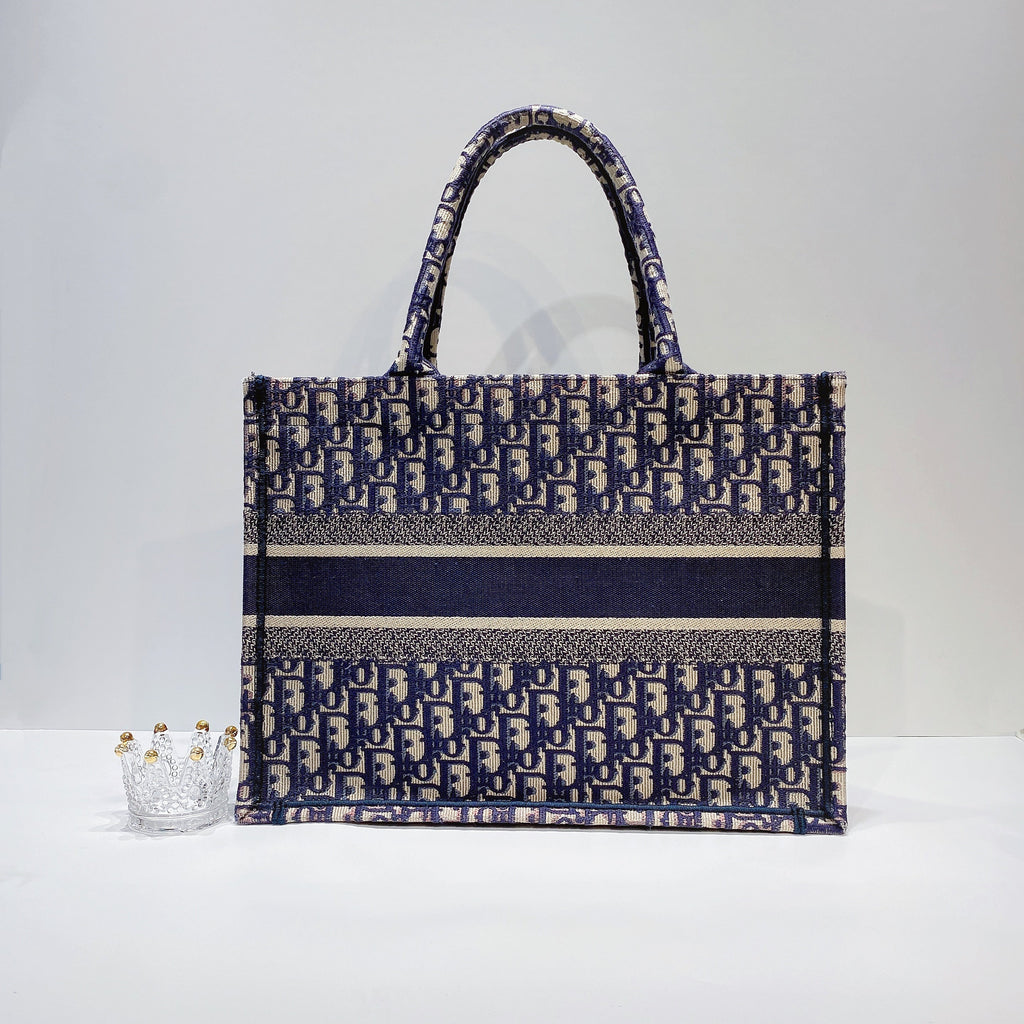 No.3643-Christian Dior Medium Oblique Embroidery Book Tote