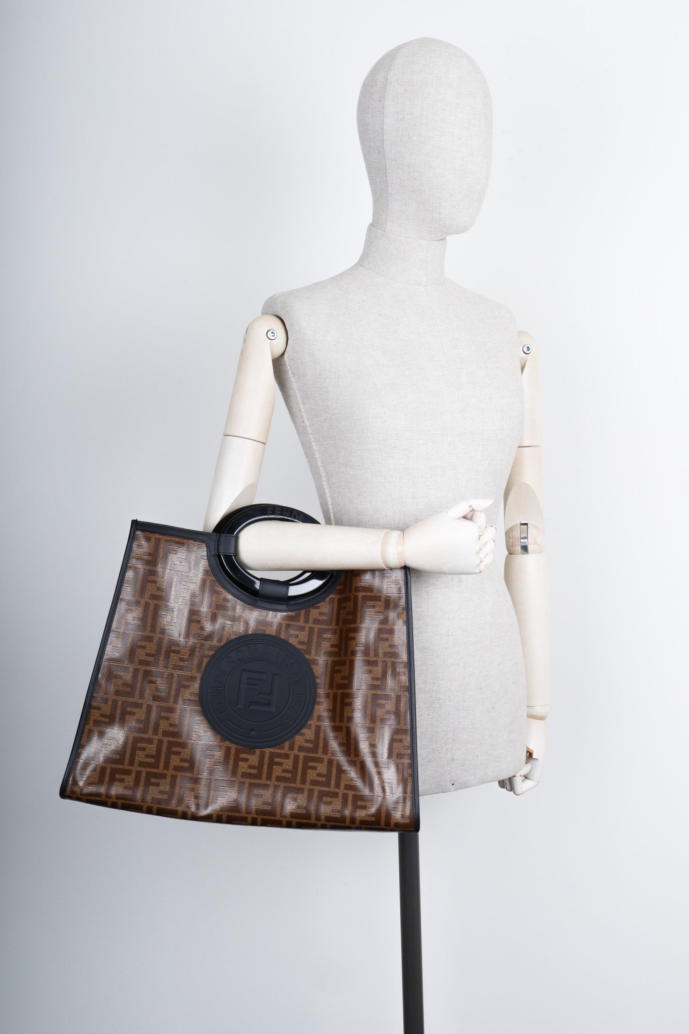 FENDI Runaway Tote Bag Large