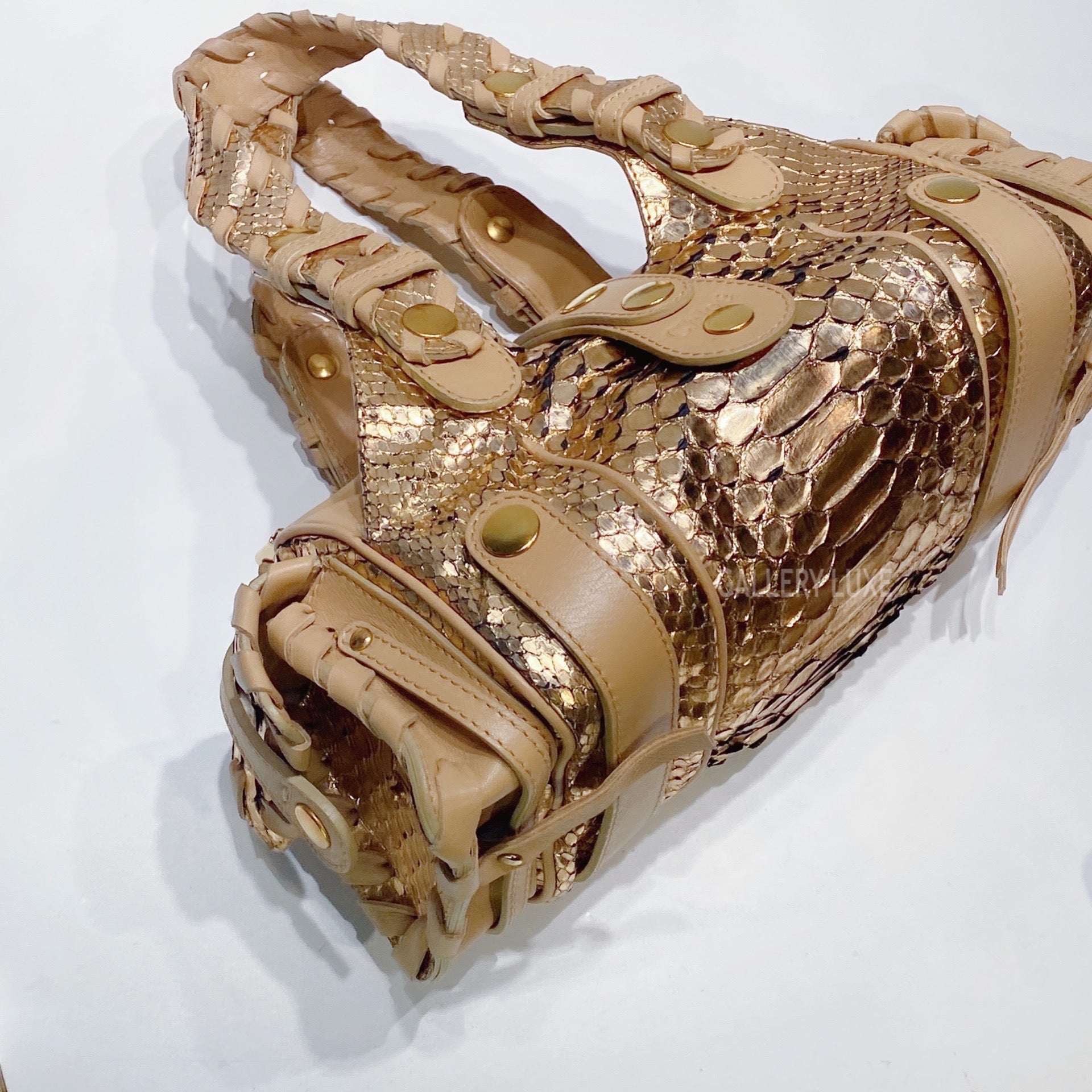 No.3404-Chloe Metallic Sliverado Shoulder Bag