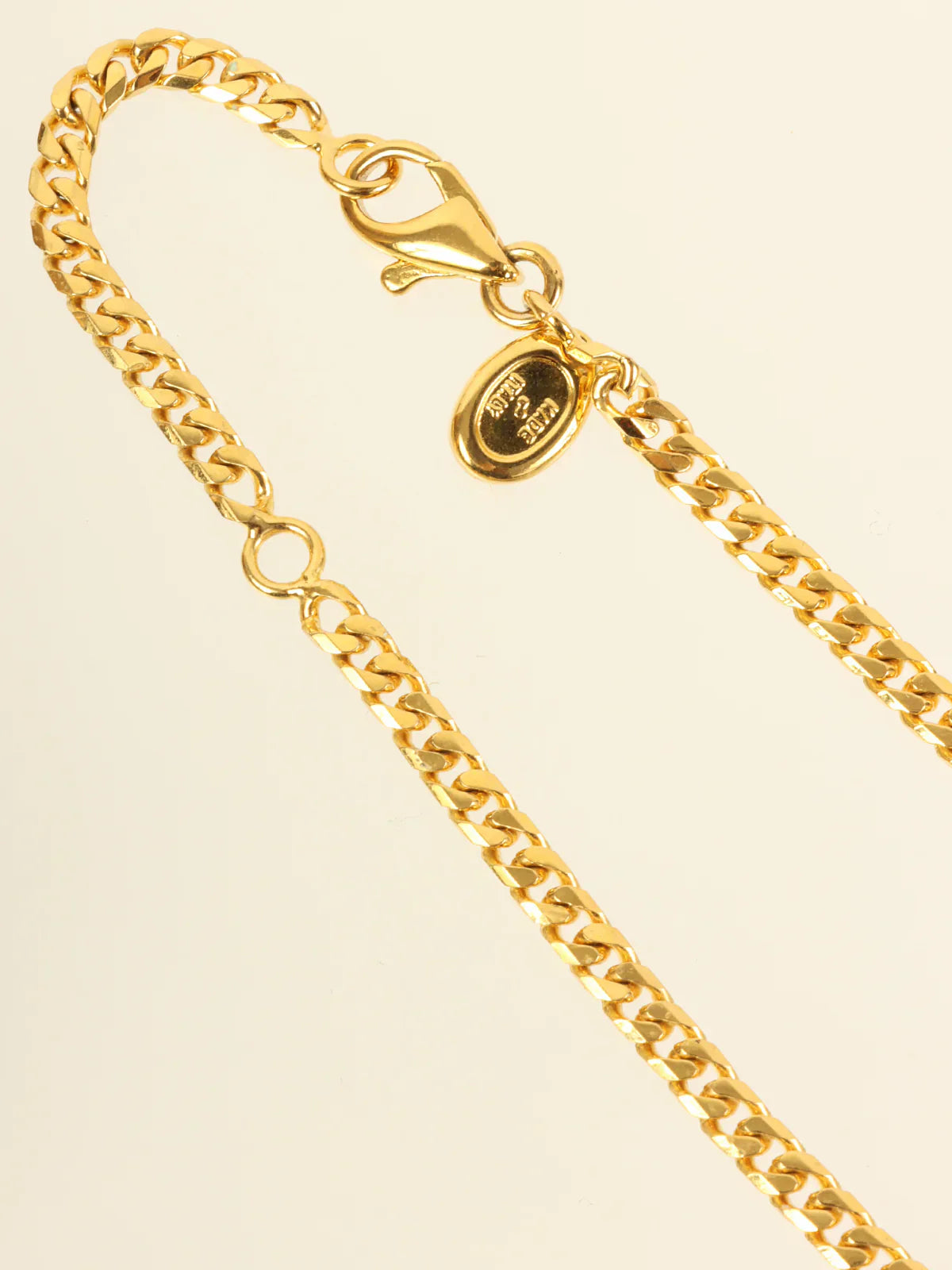 CELINE Horse Carriage Plate Chain Necklace Gold