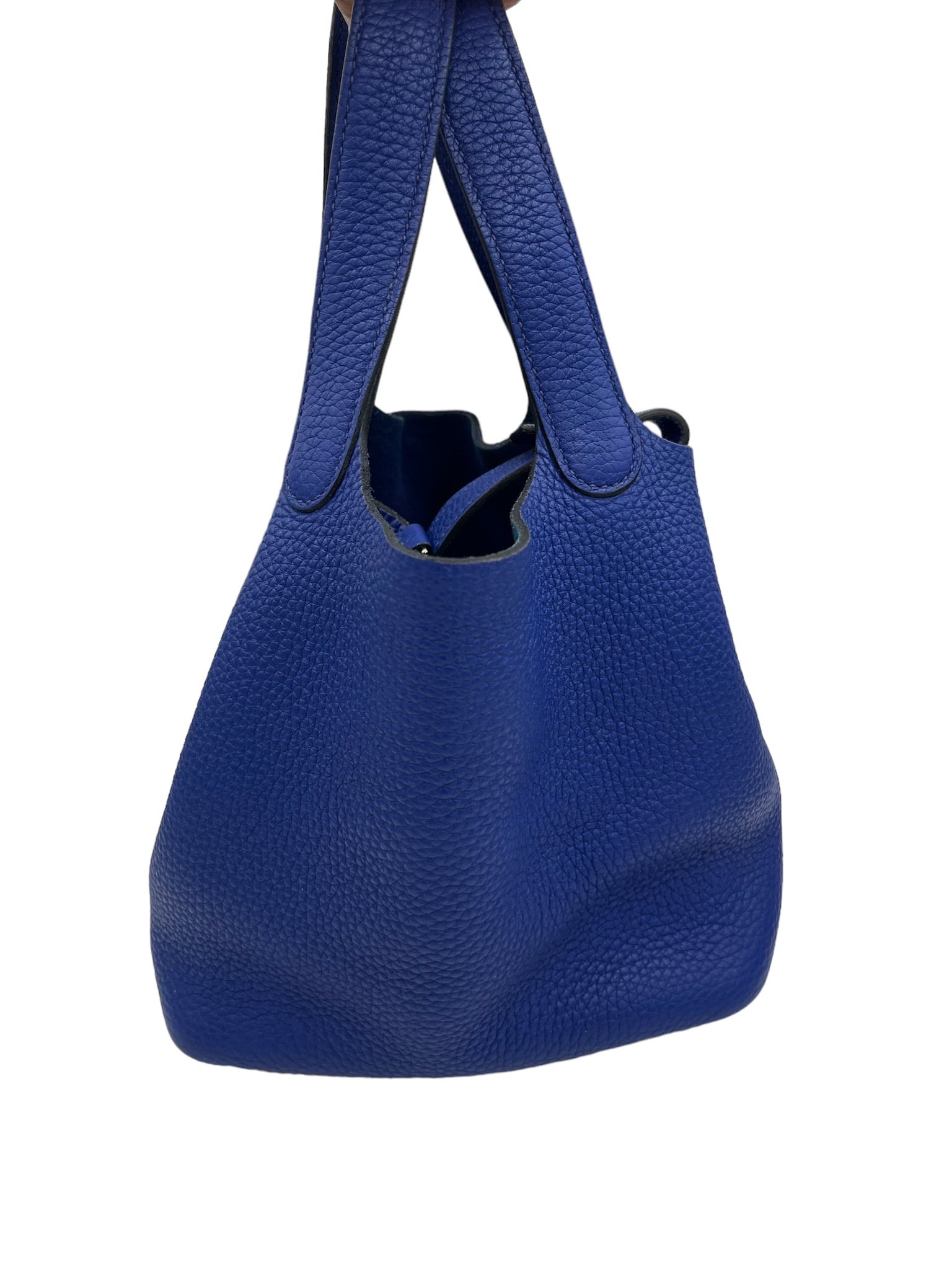 HERMES - Electric Blue Taurillon Clemence Picotin 18 Handbag