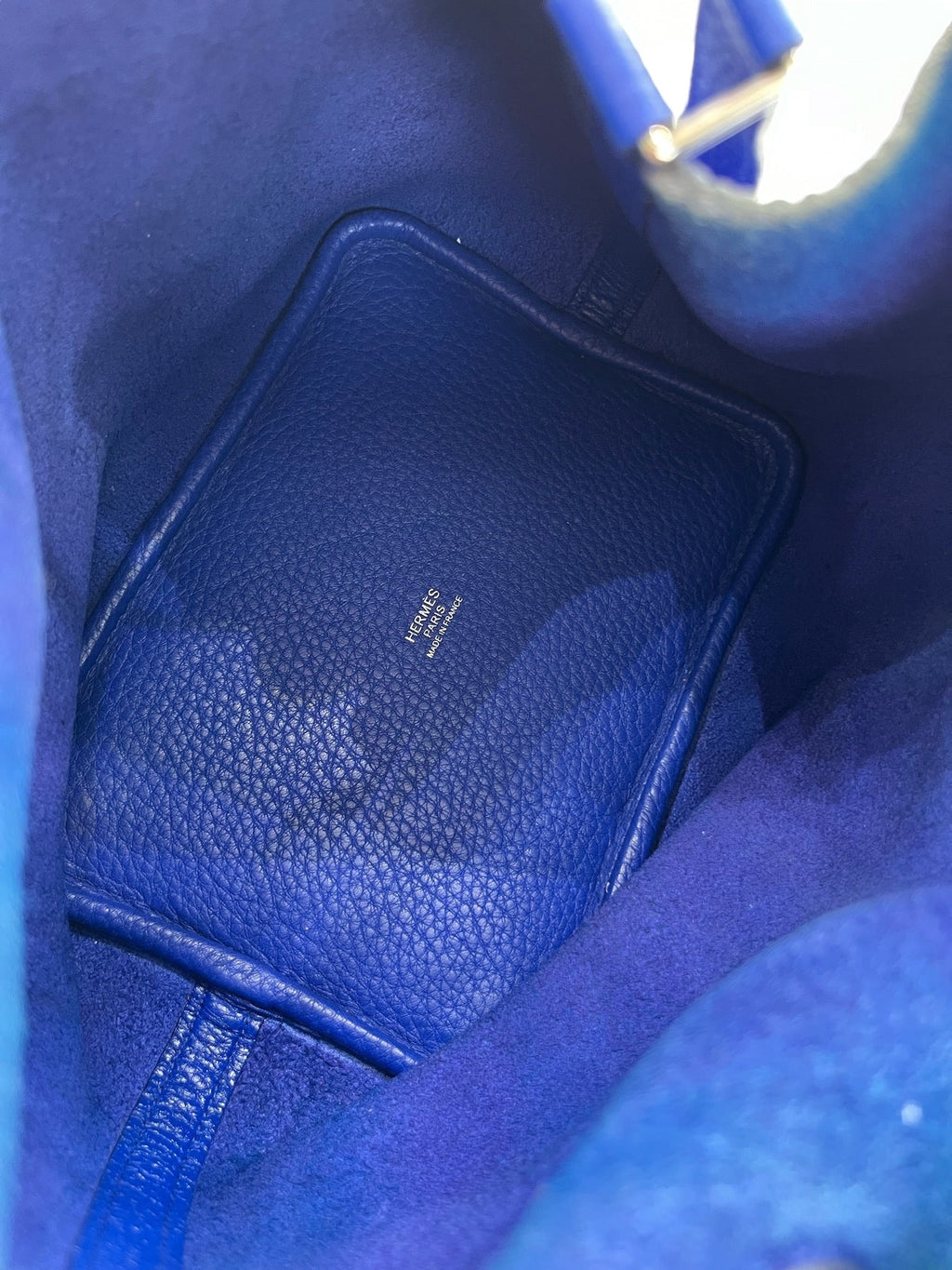 HERMES - Electric Blue Taurillon Clemence Picotin 18 Handbag