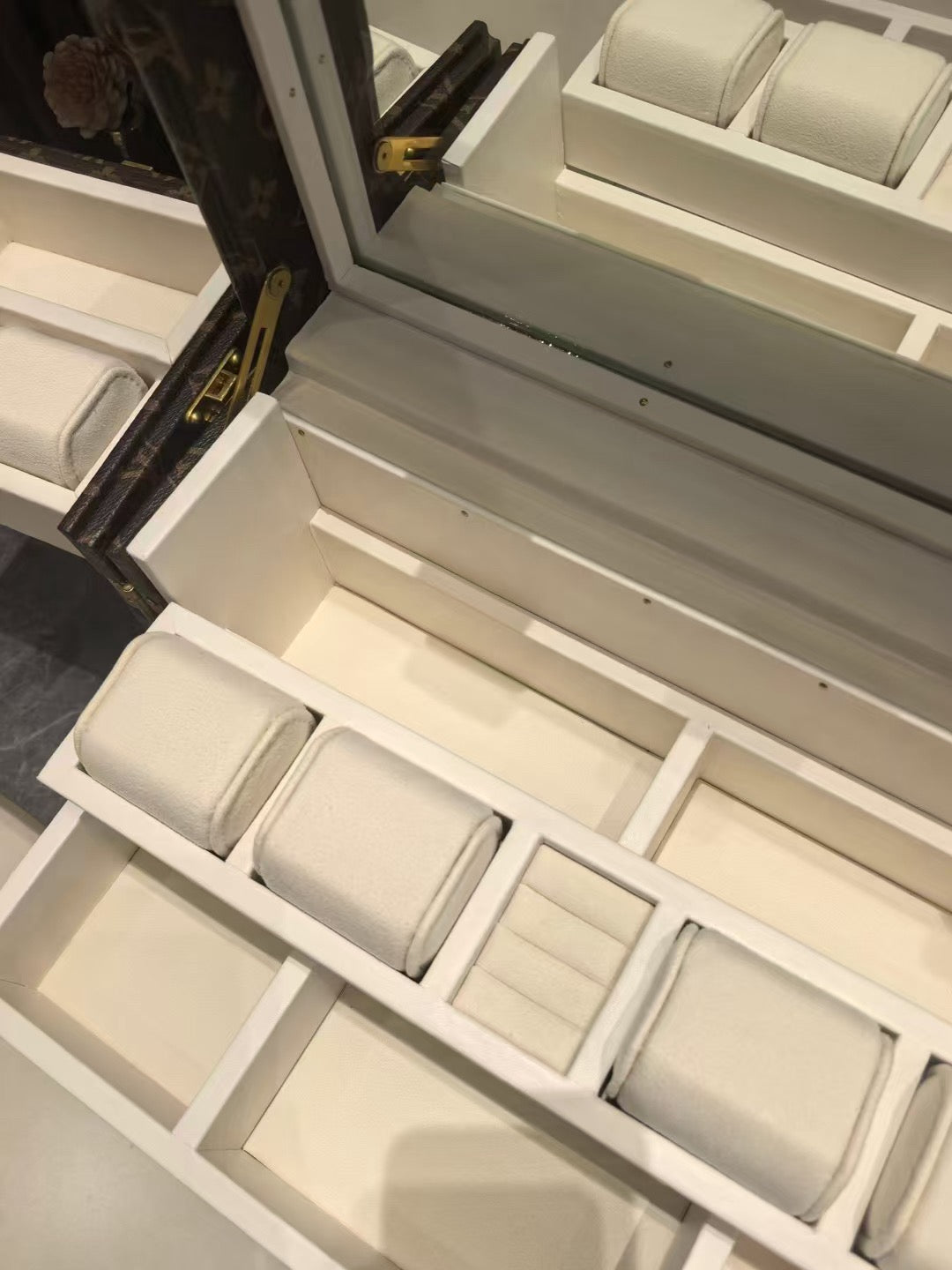 1V Coffret Joaillerie Jewelry Box