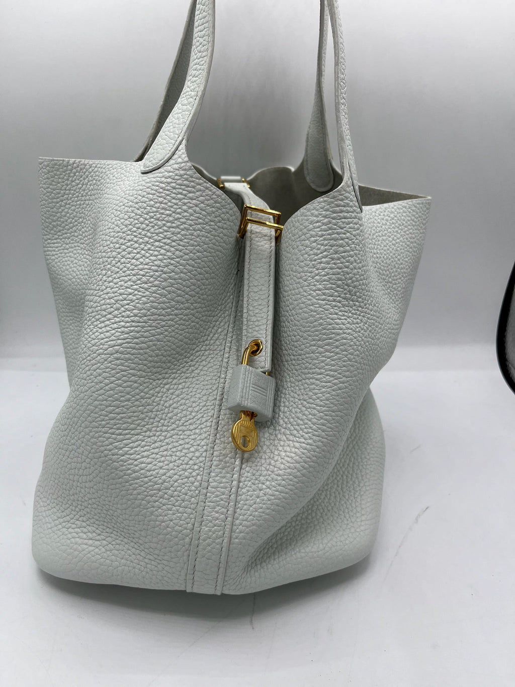 HERMES - Picotin Lock 22 White Clemence Handbag