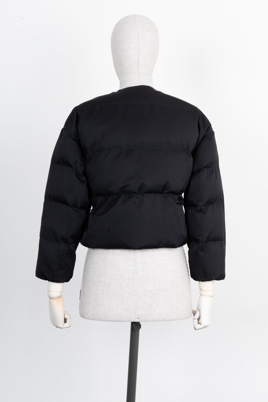 CHRISTIAN DIOR ALPS Puffer Jacket with Belt Black