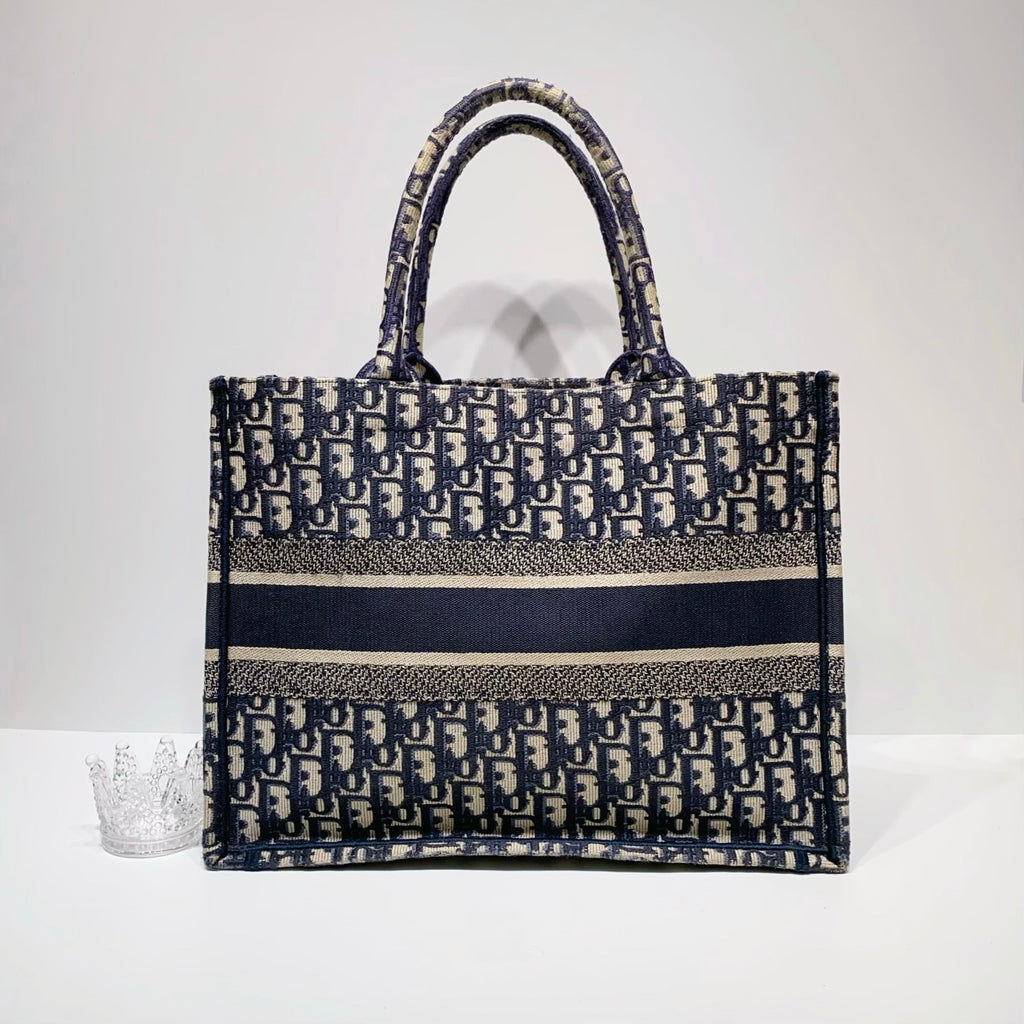 No.4037-Christian Dior Medium Oblique Embroidery Book Tote