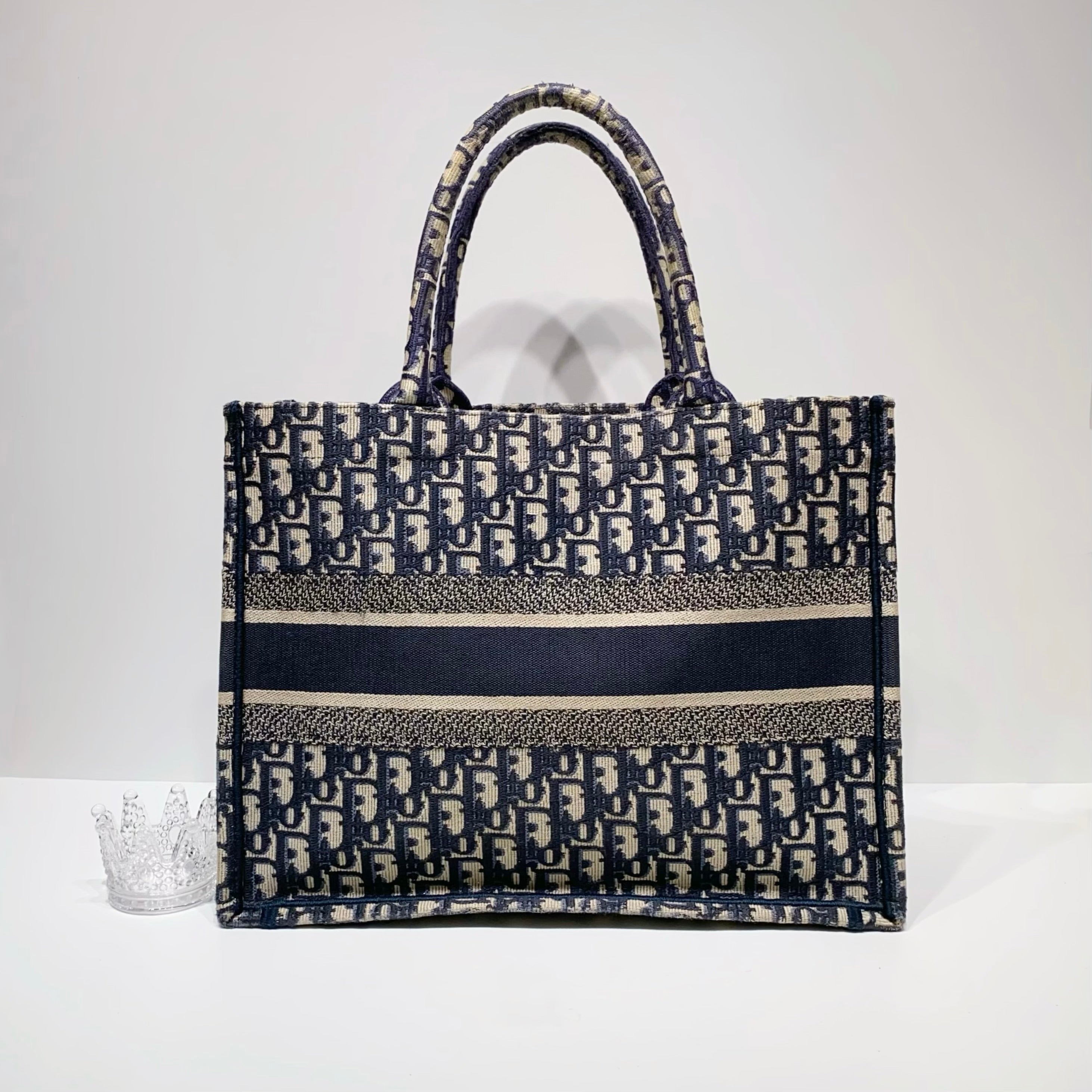 No.4037-Christian Dior Medium Oblique Embroidery Book Tote