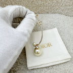 Dior Single Sided Pearls Earring in GHW