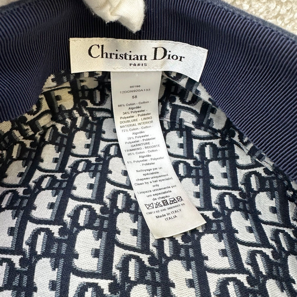 Dior Pageboy Cap in Navy Sz 58