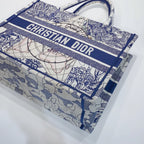 No.3872-Christian Dior Medium Around The World Book Tote