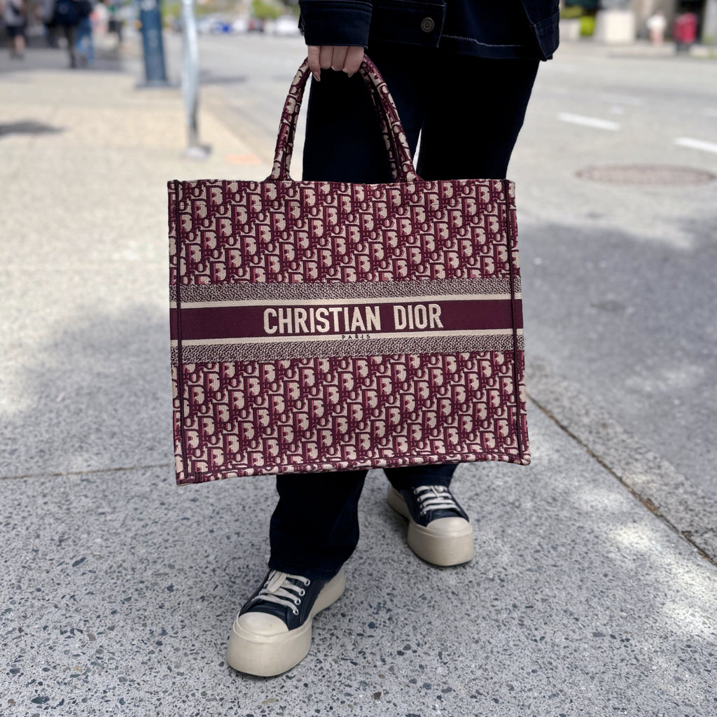 Dior Oblique Large Book Tote Burgundy