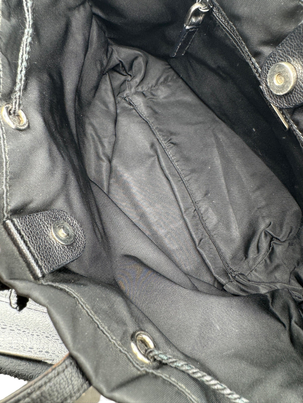 PRADA - Tote Bag Black Nylon Leather Chemical Fiber