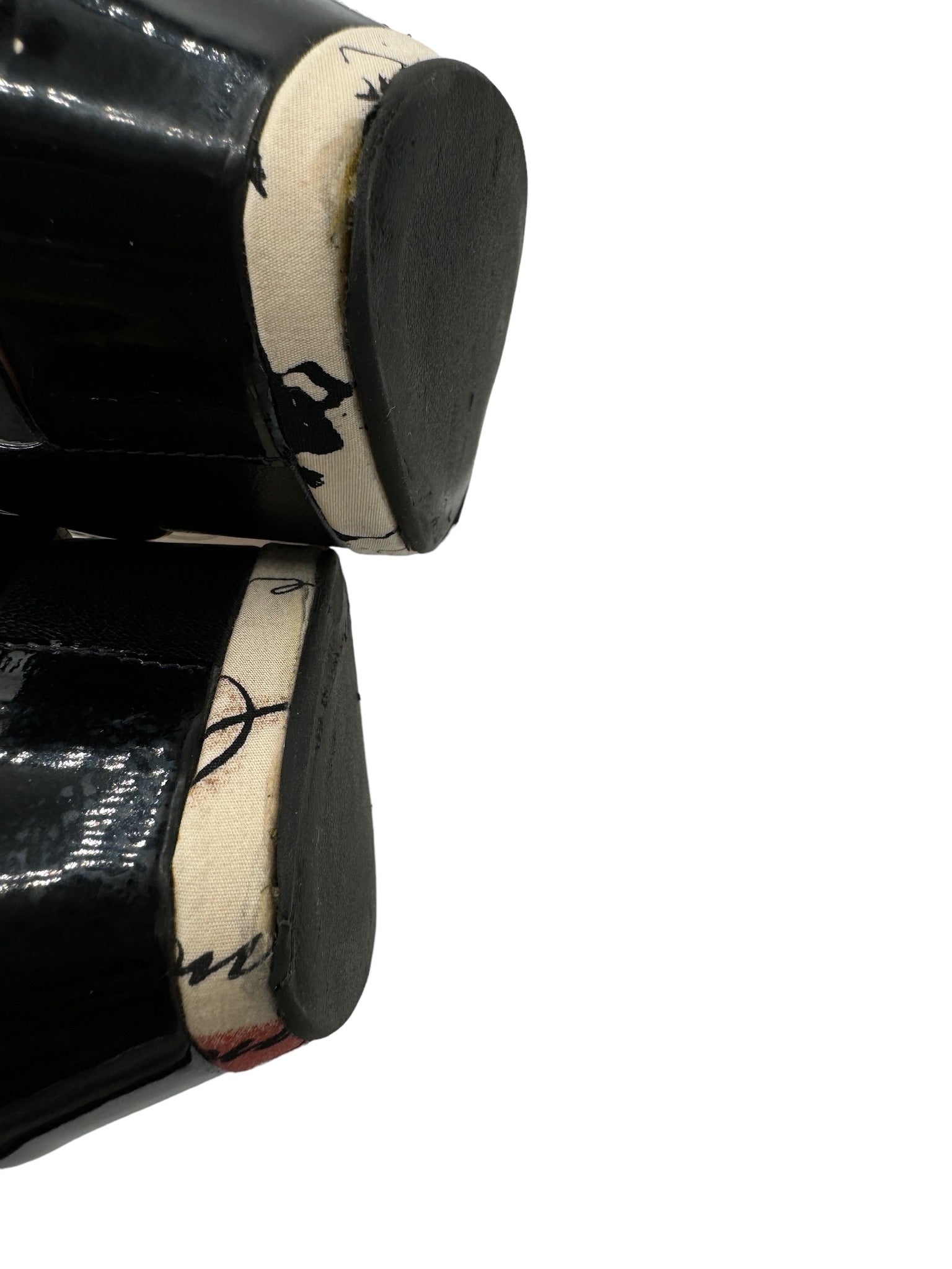CHANEL - Pumps Black Patent Leather Size 7