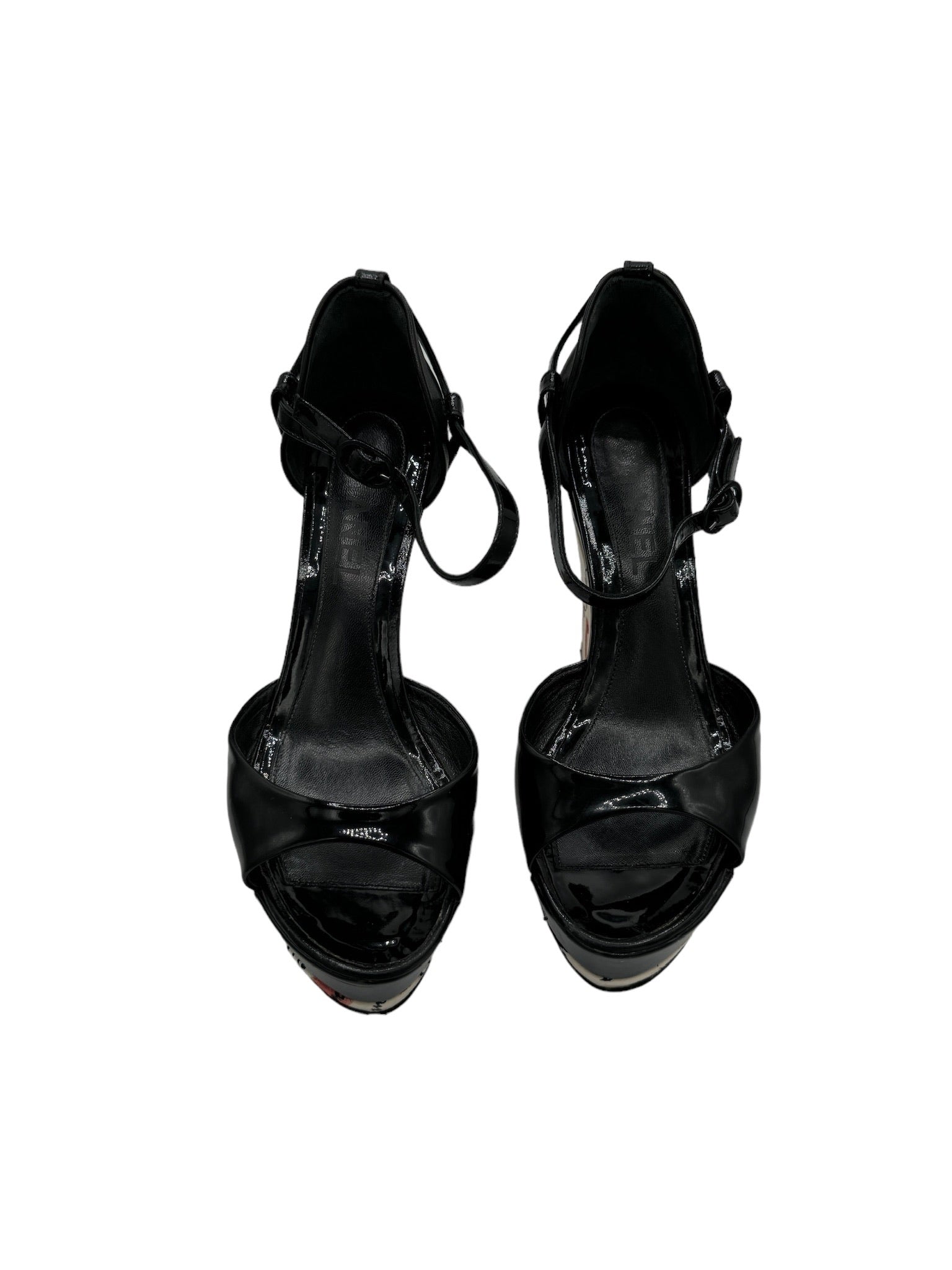 CHANEL - Pumps Black Patent Leather Size 7