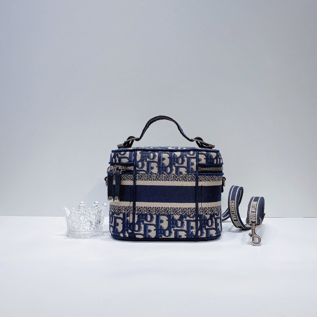 No.3617-Christian Dior Small Oblique Embroidery Travel Vanity