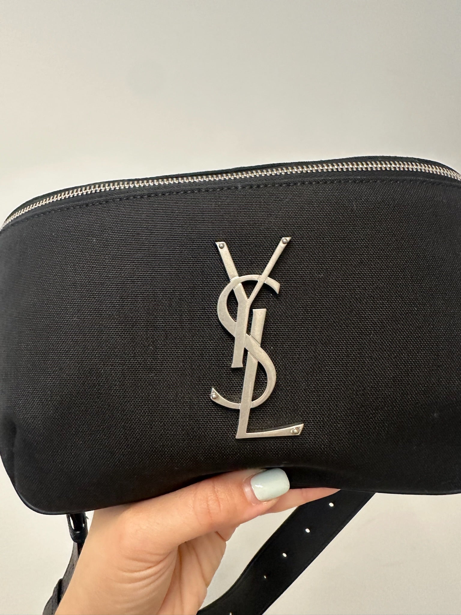 SAINT LAURENT - Classic Monogram Black Belt Bag