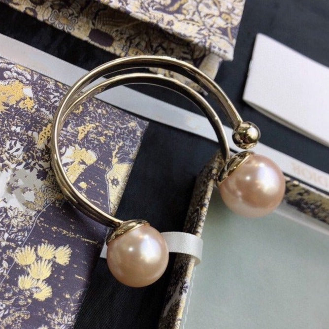 DIOR DIO TRIBALES BANGLE GOLD AND PEARL PINK BRACELET