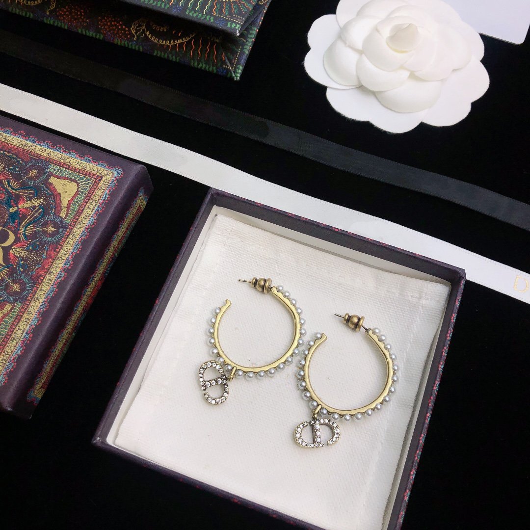 DIOR CLAIR LUNE PEARL GOLD DIAMOND EARRINGS